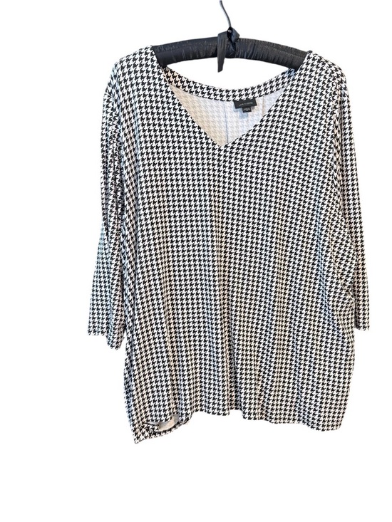 J. Jill Tops - Black & White Wearever Collection Houndstooth V-Neck Women's Top 4X
